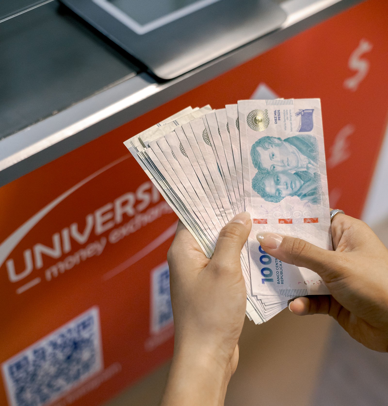 Interior tienda Universitat